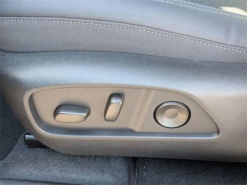 New 2026 Chevrolet Equinox LT image 15