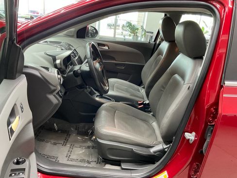 Used 2014 Chevrolet Sonic LTZ image 11