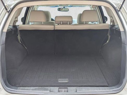 Used 2011 Subaru Outback 3.6R Limited w/ PWR Moonroof Pkg AWD/4WD image 3