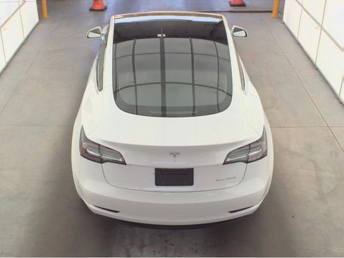 Used 2020 Tesla Model 3 Long Range AWD/4WD image 15