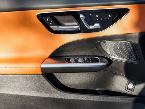 New 2026 Mercedes-Benz C 300 Sedan image 21
