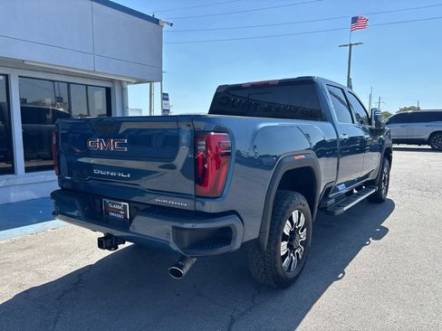 Used 2026 GMC Sierra 2500 Denali w/ Denali Reserve Package AWD/4WD image 2