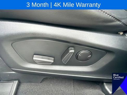 Used 2022 Ford Explorer Platinum w/ Equipment Group 601A AWD/4WD image 32