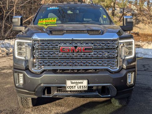 Used 2021 GMC Sierra 2500 Denali image 2