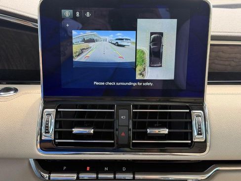 Certified 2020 Lincoln Navigator Reserve w/ Luxury Package AWD/4WD image 23