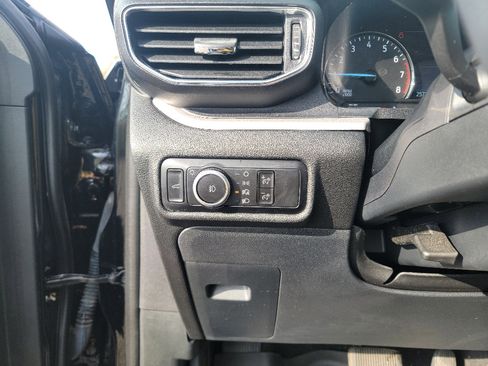 Used 2023 Ford Explorer XLT w/ Equipment Group 202A image 14