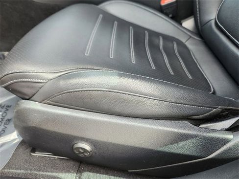 Certified 2023 Mercedes-Benz C 300 4MATIC Sedan image 9