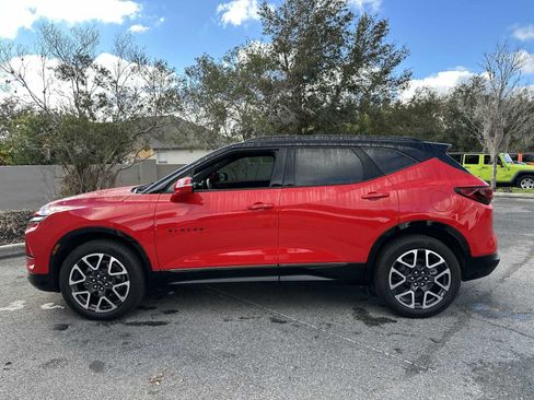 Certified 2024 Chevrolet Blazer RS w/ Driver Confidence II Package image 3