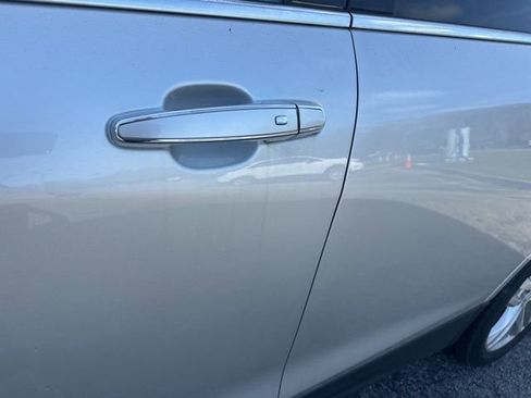 Used 2020 Chevrolet Equinox Premier image 12