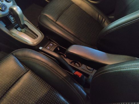 Used 2017 Chevrolet Sonic Premier FWD image 26