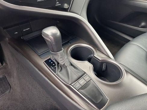 Used 2023 Toyota Camry SE image 25