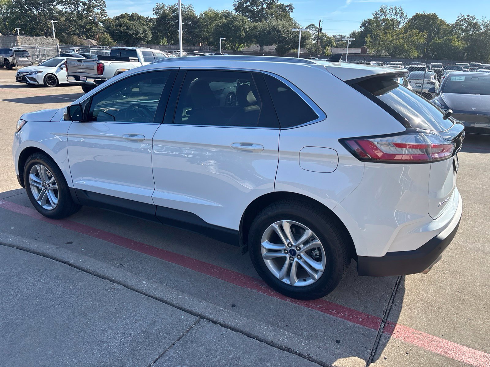Used 2020 Ford Edge SEL w/ Convenience Package FWD image 4