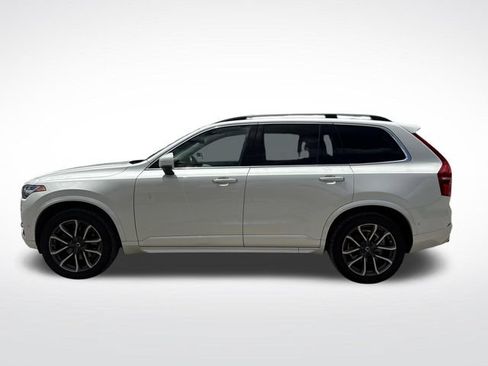 Used 2018 Volvo XC90 T5 Momentum w/ Convenience Package AWD/4WD image 3