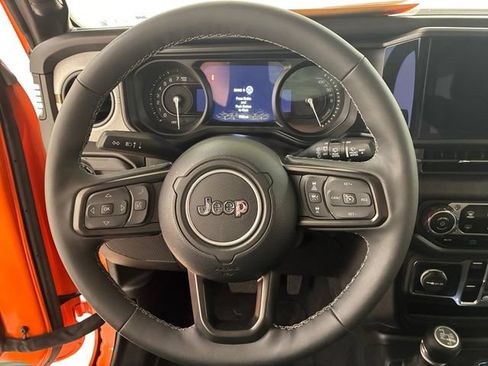 Used 2025 Jeep Wrangler Unlimited Sport S 4xe w/ Convenience Group AWD/4WD image 22