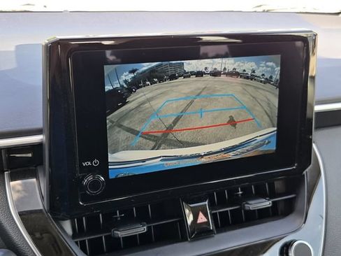 Used 2025 Toyota Corolla LE FWD image 19