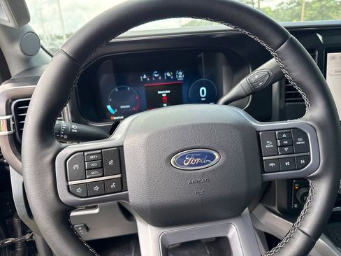 New 2026 Ford F350 Lariat w/ Black Appearance Package AWD/4WD image 17