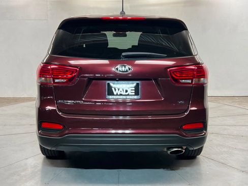 Used 2020 Kia Sorento FWD V6 image 4