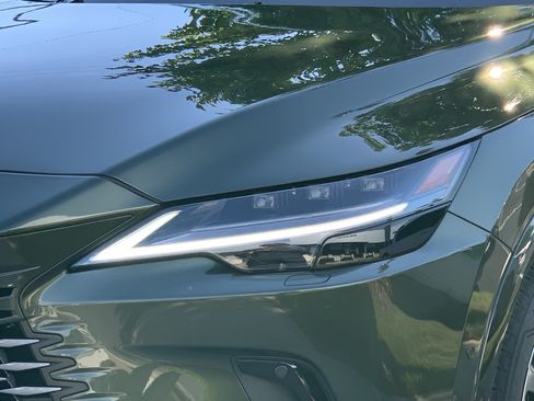 Certified 2026 Lexus RX 450h AWD w/ Convenience Package image 6