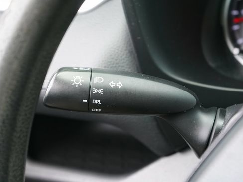 Used 2021 Toyota RAV4 LE w/ Carpet Mat Package (TMS) AWD/4WD image 16