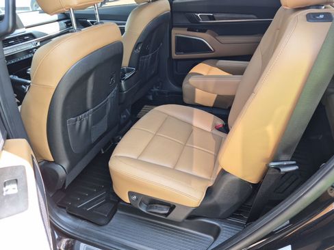 Used 2022 Kia Telluride SX w/ Nightfall Edition Package AWD/4WD image 10