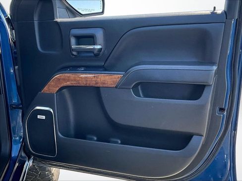 Used 2017 Chevrolet Silverado 1500 High Country AWD/4WD image 25