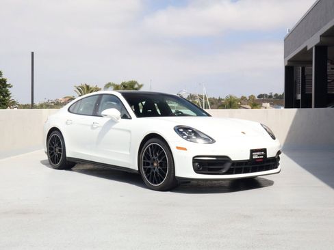 Certified 2023 Porsche Panamera Platinum Edition RWD image 7