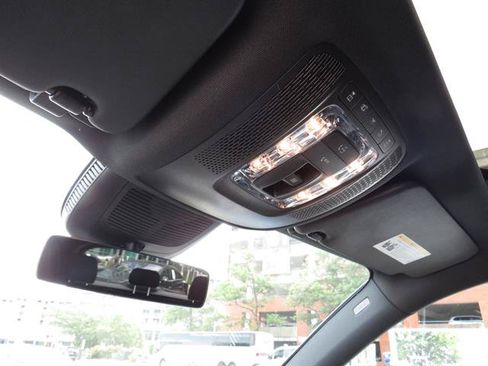 Used 2023 Mercedes-Benz GLE 350 4MATIC image 18