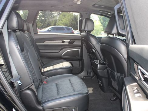 Used 2023 Kia Telluride SX Prestige X-Pro AWD/4WD image 13