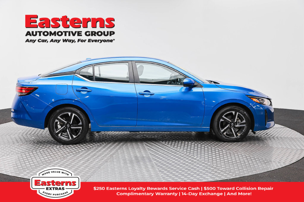 Used 2024 Nissan Sentra SV FWD image 5