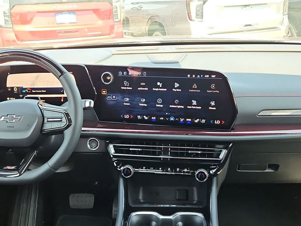 New 2026 Chevrolet Traverse RS w/ LPO, Floor Liner Package FWD image 14
