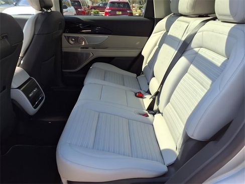 New 2026 Lincoln Nautilus Reserve image 10