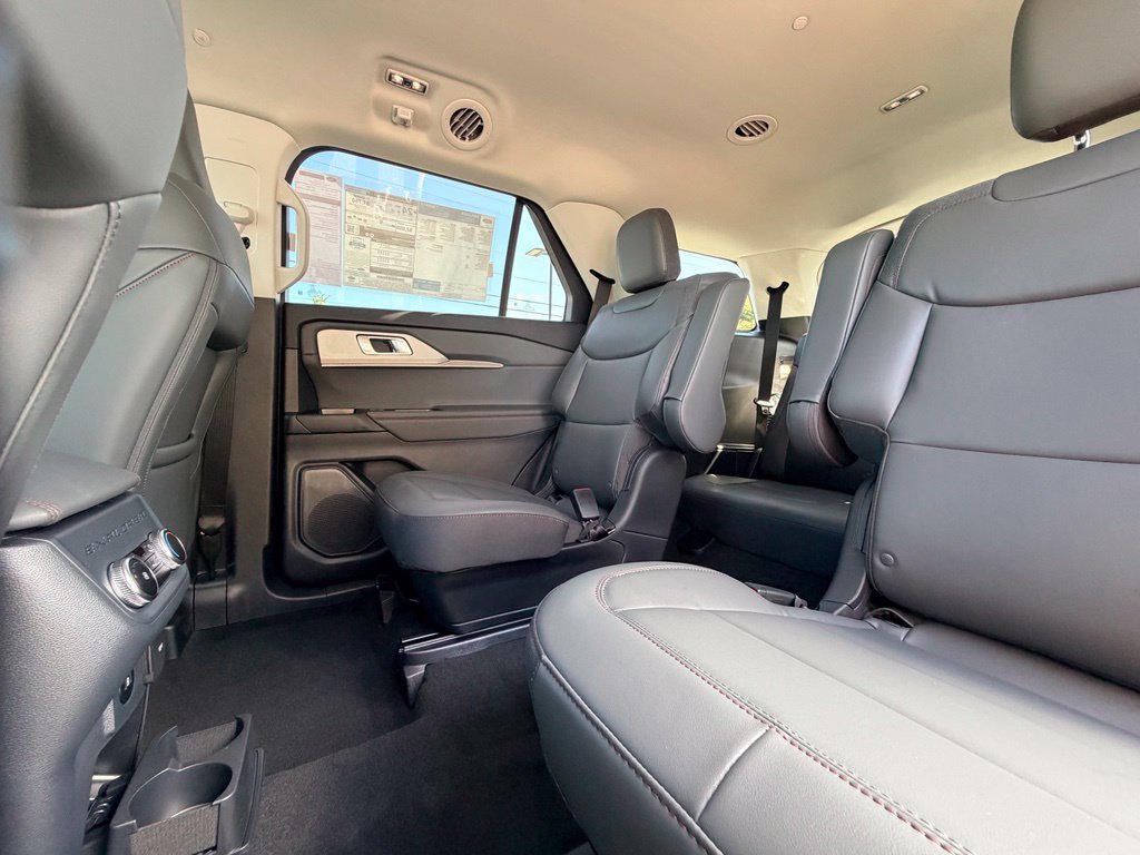 New 2026 Ford Explorer Active w/ Active Comfort Package RWD image 11