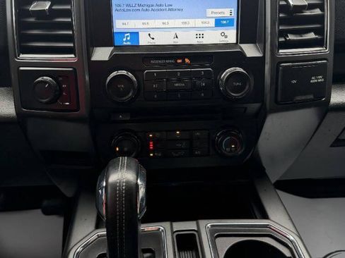 Used 2018 Ford F150 XLT w/ Equipment Group 302A Luxury image 17