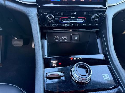 New 2025 Jeep Grand Cherokee Limited image 21