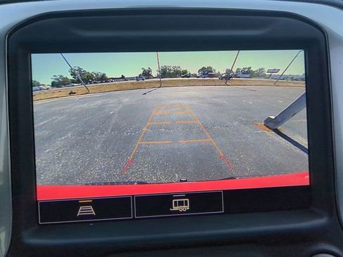 Used 2021 Chevrolet Silverado 1500 LT Trail Boss w/ Convenience Package II image 25