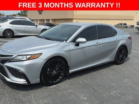 Used 2024 Toyota Camry XSE FWD image 4