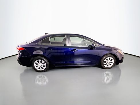 Used 2020 Toyota Corolla LE FWD image 11