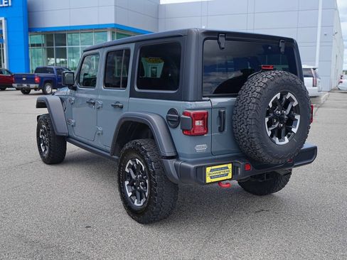 Used 2025 Jeep Wrangler Unlimited Rubicon AWD/4WD image 8