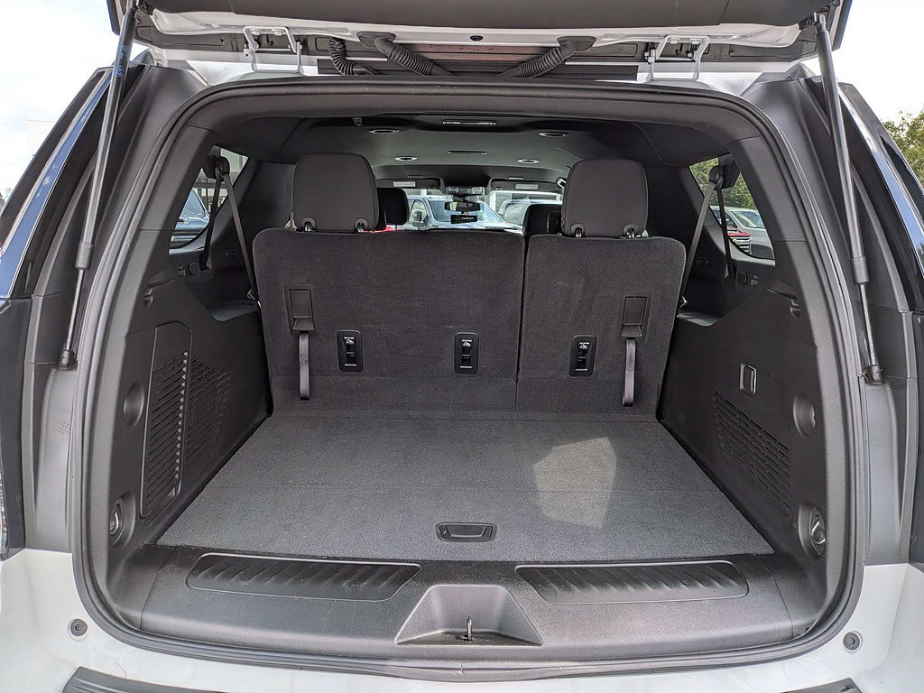 Certified 2025 Chevrolet Suburban LS AWD/4WD image 12