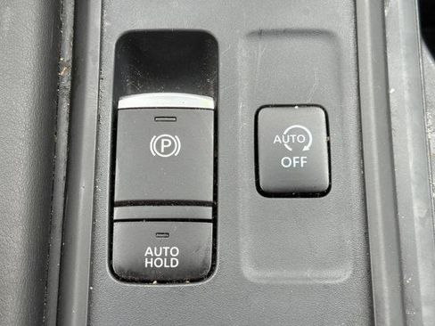 Certified 2025 Nissan Pathfinder S AWD/4WD image 8