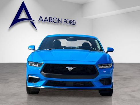 Used 2024 Ford Mustang Premium image 8