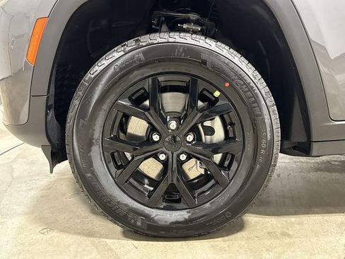New 2026 Jeep Grand Cherokee L 4WD image 29