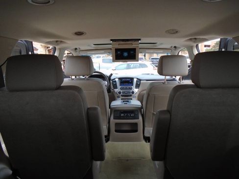 Used 2018 GMC Yukon SLT w/ Open Road Package image 15