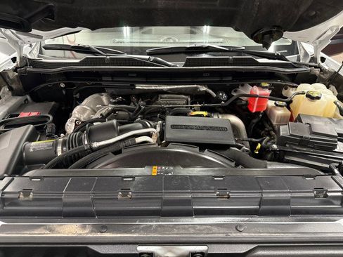 Used 2022 Chevrolet Silverado 2500 LT w/ Convenience Package image 44