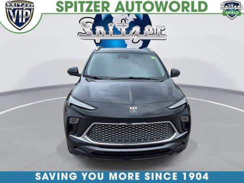 Certified 2025 Buick Encore GX Avenir w/ Avenir Technology Package FWD image 3