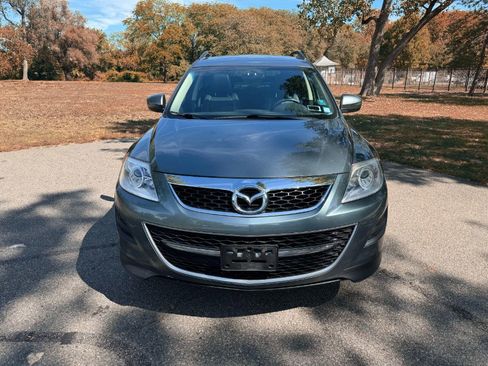 Used 2010 MAZDA CX-9 Touring w/ Moonroof & Bose Audio Pkg image 8