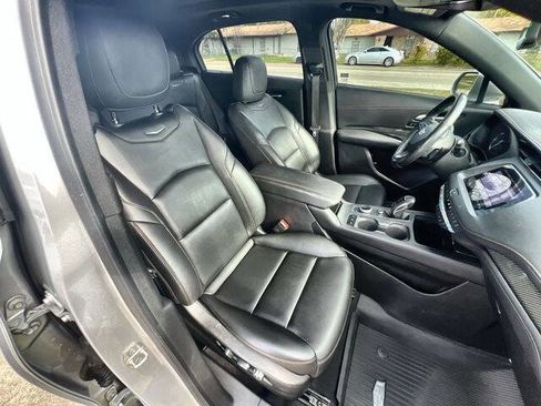 Used 2019 Cadillac XT4 Sport w/ Cold Weather Package FWD image 27