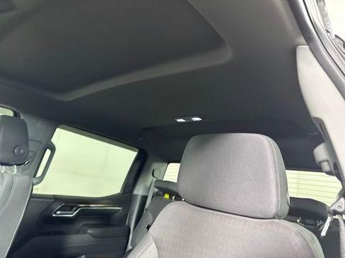 Used 2024 GMC Sierra 1500 Elevation w/ Preferred Package image 12