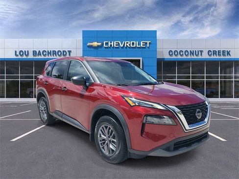 Used 2023 Nissan Rogue S image 1