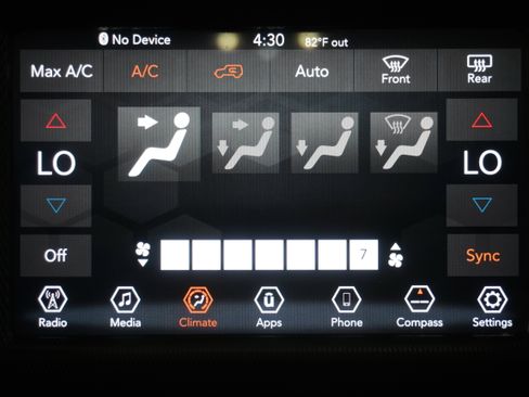 Used 2020 Jeep Wrangler Unlimited Sahara image 22